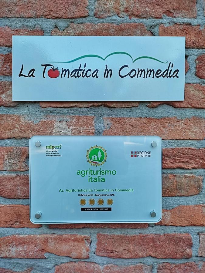 La Tomatica In Commedia Villa Mongardino Exterior photo